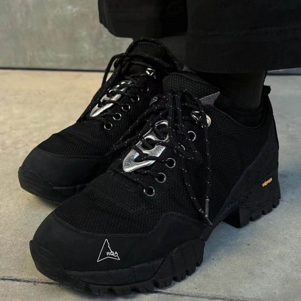 Niche ROA x Octi Joint 925 Silver Texture สร้อยคอพวงกุญแจ Carabiner จี้อุปกรณ์เสริมรสชาติผลิตภัณฑ์เด