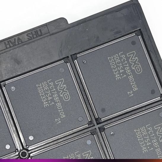 ยี่ห้อใหม่ Original LPC1788FBD208 1778FBD208 LPC1778FBD144K LQFP Microcontroller MCU ชิป