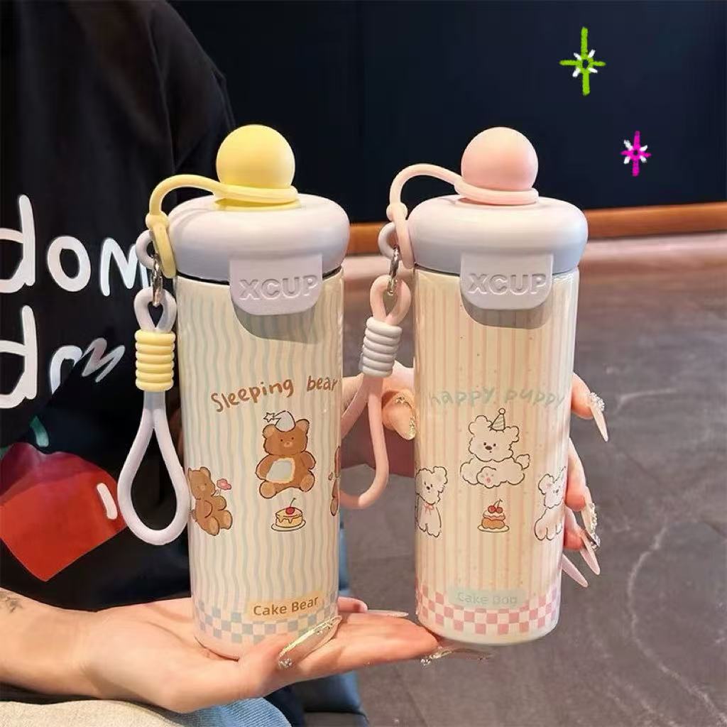 แก้วสูญญากาศน่ารัก สีมาคาฮอน ความจุ600มล มีฝาปิดและหลอดดูด เหมาะพกไปเรียนหรือทำงาน Cheesegirl