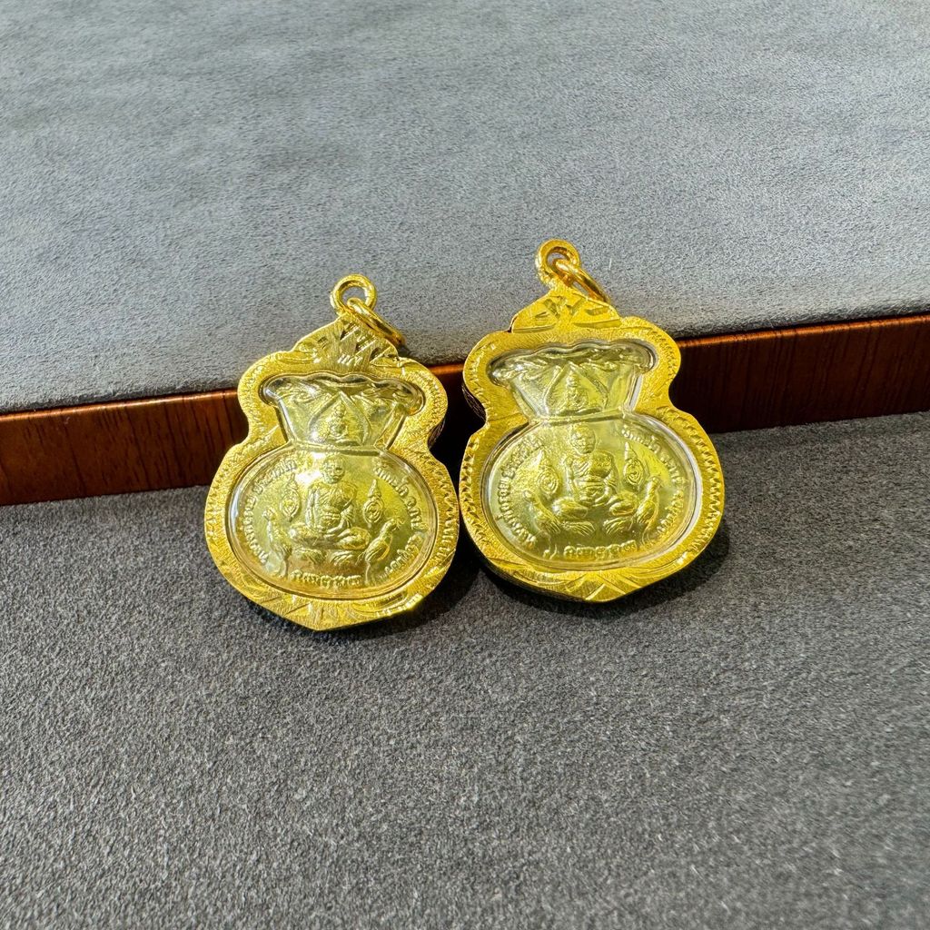 T Thailand Amulet LP Rui Money Bag Own Rui Ye Own