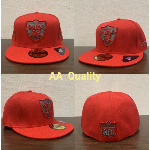 NFL Oakland Raiders Red Cap / New/Age