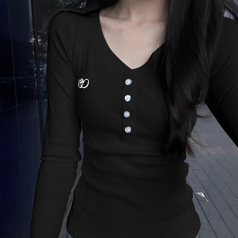 PX เสื้อแขนยาวผู้หญิง ผ้าร่อง เสื้อแฟชั่นแขนยาว แต่งกระดุม งานปัก สไตล์เกาหลี สุภาพเรียบร้อย สีดำ สีครีม - รูปที่ 3