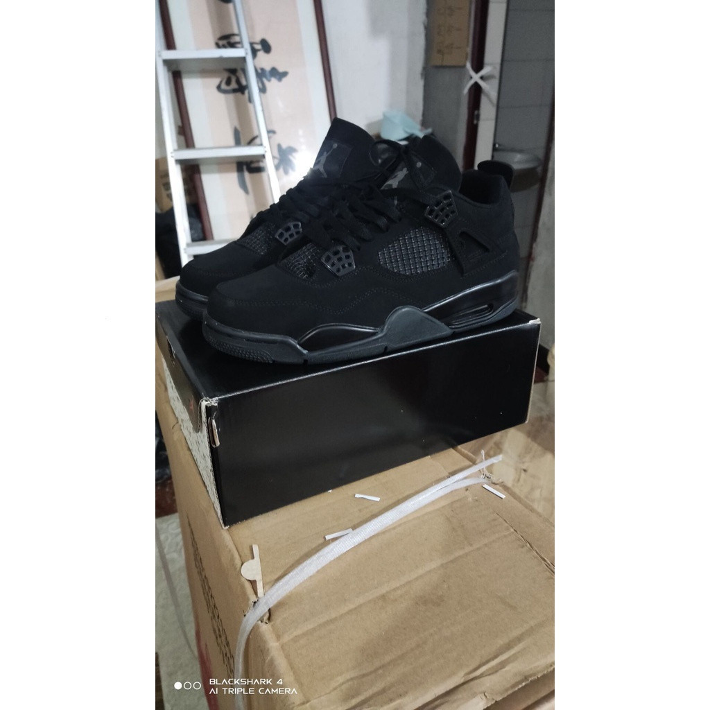 AJ4 Retro "Black Cat" Black/Black-Light Graphite CU1110-010