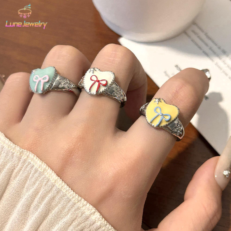 COD💖หวาน น่ารัก โบว์ หัวใจ เปิด แหวน ผู้หญิง หรูหราเบาๆ เฉพาะกลุ่ม เรียบง่าย ไฮเอนด์ แหวนนิ้วชี้-Lune