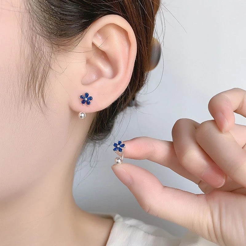 ดอกไม้เพทายสีฟ้าโค้งตะขอเกลียวบิดหัวเข็มขัดต่างหูระดับไฮเอนด์ต่างหูต่างหูใหม่