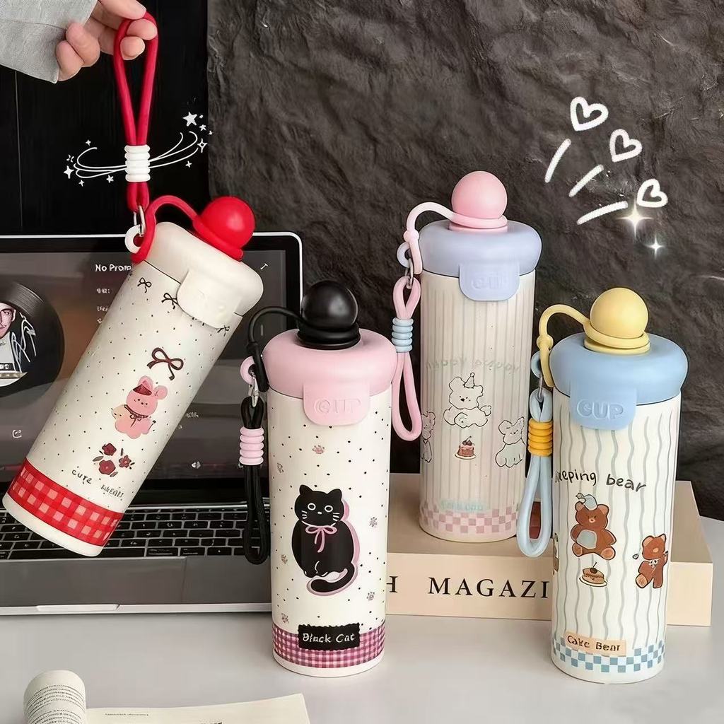 แก้วน้ำสแตนเลส316 พร้อมหลอดดูด ฝาปิดแน่น ลายน่ารัก สีมาคาฮอน เก็บความเย็นร้อน 600ML Onesuper