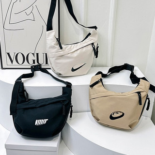 พร้อมส่ง กระเป๋าสะพายข้าง ผู้ชายและผู้หญิง