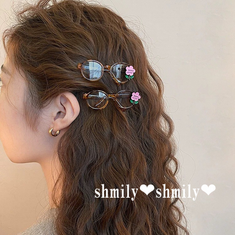 กิ๊บรูปดอกไม้ สำหรับติดผม ออกแบบเรียบง่าย คลิปแบน สวมใส่ง่ายและสวยงาม