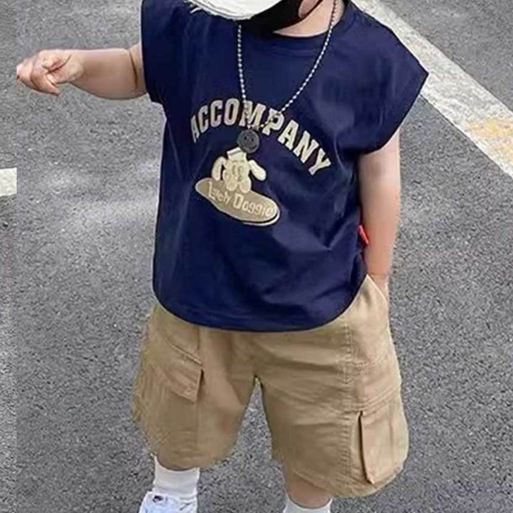 ชุดเสื้อกั๊กเด็กชายสุดเท่และมีสไตล์  ชุดกางเกงขาสั้นคาร์โก้สุดเก๋สำหรับเด็กสองชิ้น