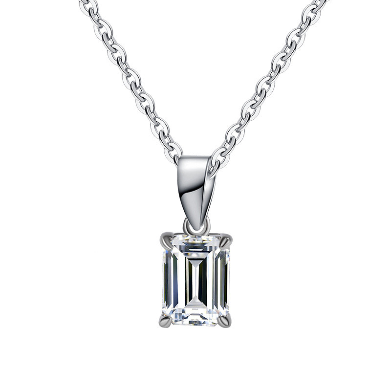 1CT 2CT สร้อยคอจี้ Moissanite มรกตสําหรับผู้หญิงพร้อมใบรับรอง GRA ในเงินสเตอร์ลิง S925