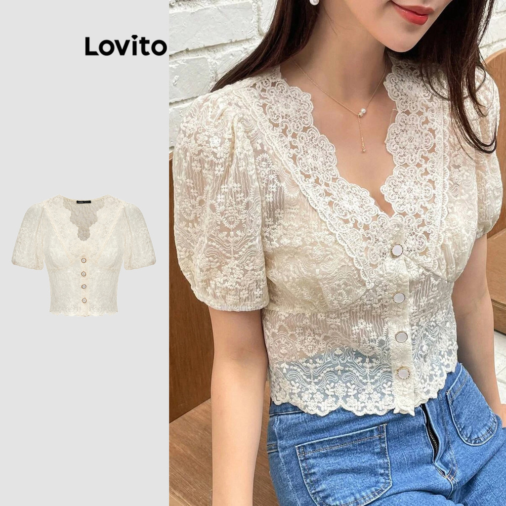 Lovito เสื้อลําลองปุ่มธรรมดาลูกไม้คมชัดปกเสื้อสําหรับผู้หญิง L90AD067