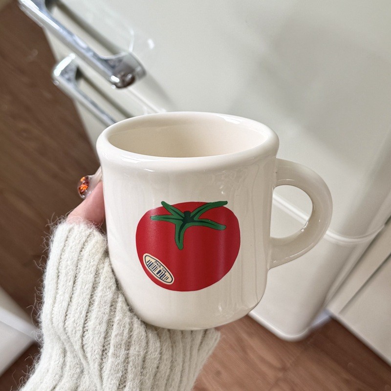 350มล แก้วเซรามิคมะเขือเทศน่ารัก | Ins ถ้วยกาแฟเซรามิคลาเต้ | ถ้วยชาหนามีหูจับ