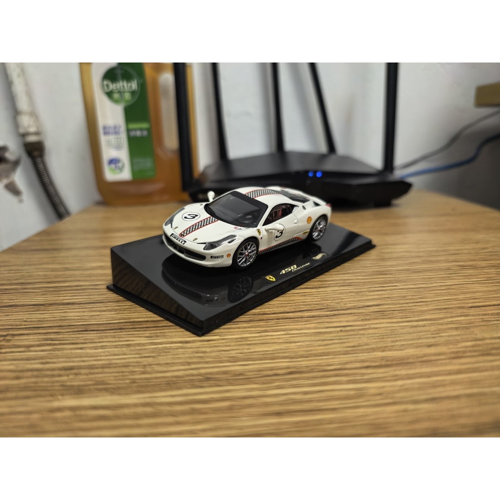 Hotwheels Elite Hotwheels Elite No. 1: 43 Ferrari 458CHALLENGE Ferrari No. 458โลหะผสมจําลองแข่งรุ่นร
