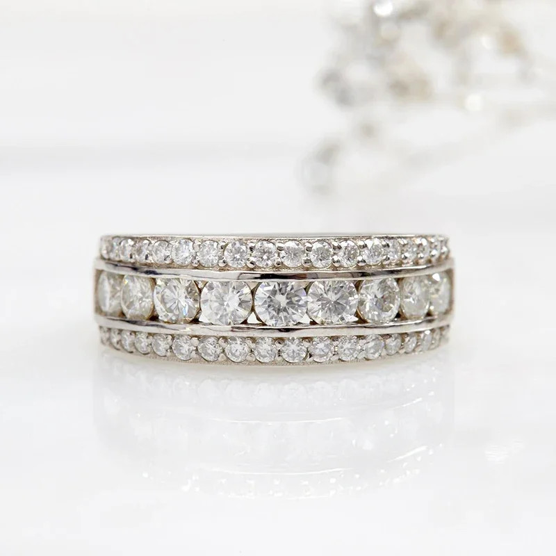 Simple และ Elegant 925 เงินสเตอร์ลิงงานแต่งงานแหวนผู้หญิงเงินสีรอบ Cubic Zirconia Eternity หมั้นแฟชั่นเครื่องประดับ
