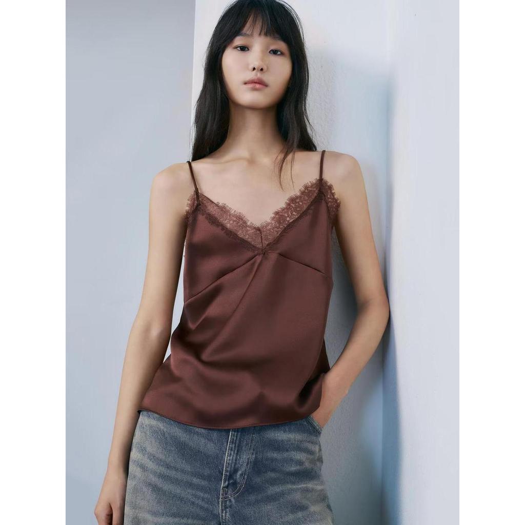 Lamoon【พร้อมส่ง】เสื้อสายเดี่ยวซาติน แต่งลูกไม้ สไตล์สายฝอ มี3สี #A9501