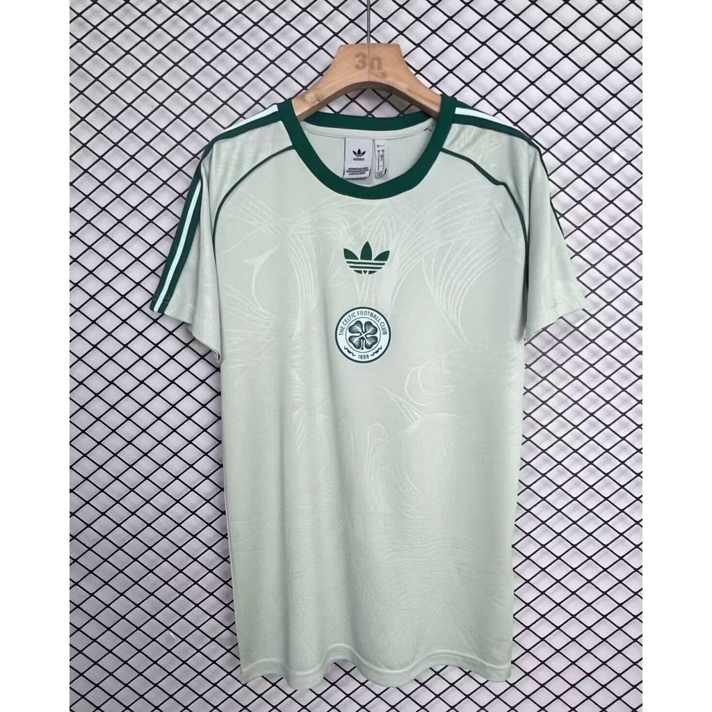 เสื้อ Celtic Origin สำหรับกีฬา ออกแบบมาให้แห้งเร็ว