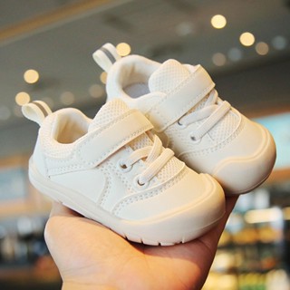 รองเท้าผ้าใบสีขาบสำหรับเด็กอายุระหว่าง 0-3 ปี ระบายอากาศได้แ…