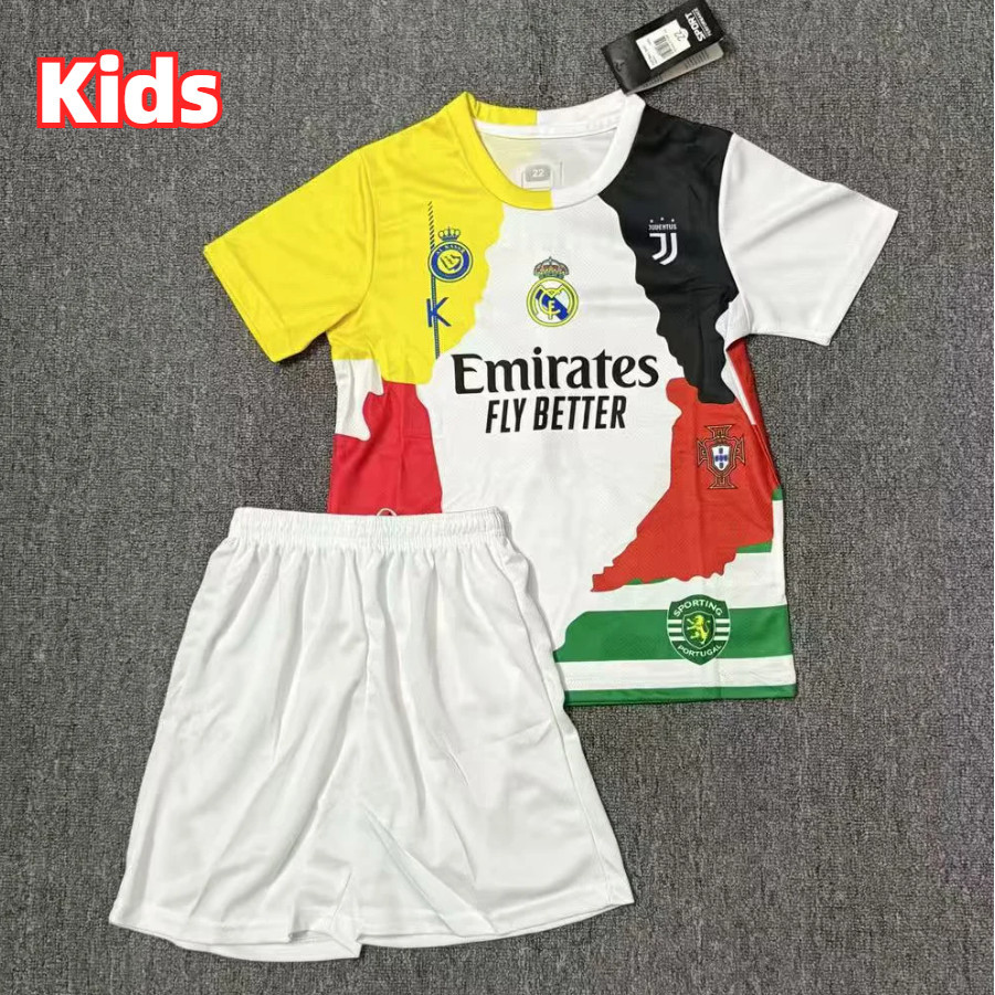 ชุดเสื้อฟุตบอลRONALDOสำหรับเด็ก special edition