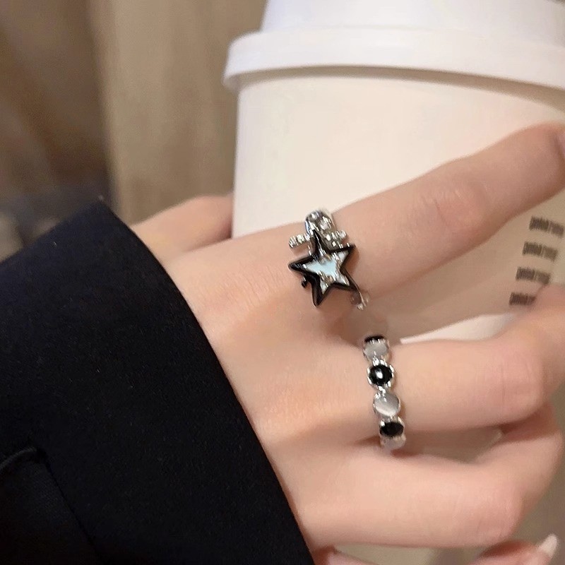 แหวนดาวห้าแฉกประณีตระดับไฮเอนด์ ออกแบบมาอย่างพิถีพิถัน กับหินตาแมว เป็นงานทำมือ