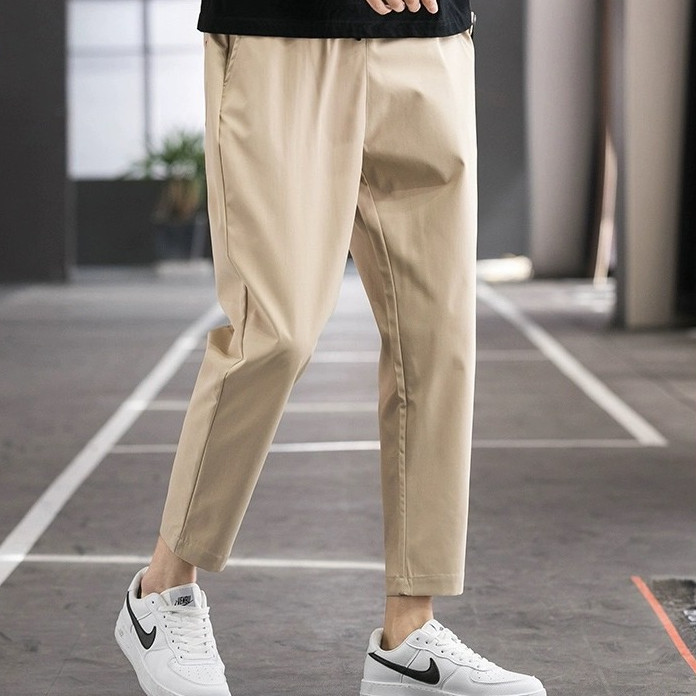 Chaistyle กางเกงลำลองผู้ชาย กระเป๋าข้าง เอวยางยืด เข้ารูป สีทึบ ใส่สบาย fashion ราคา ถูกที่สุด ดีลบีเคเค รูปภาพหลัก
