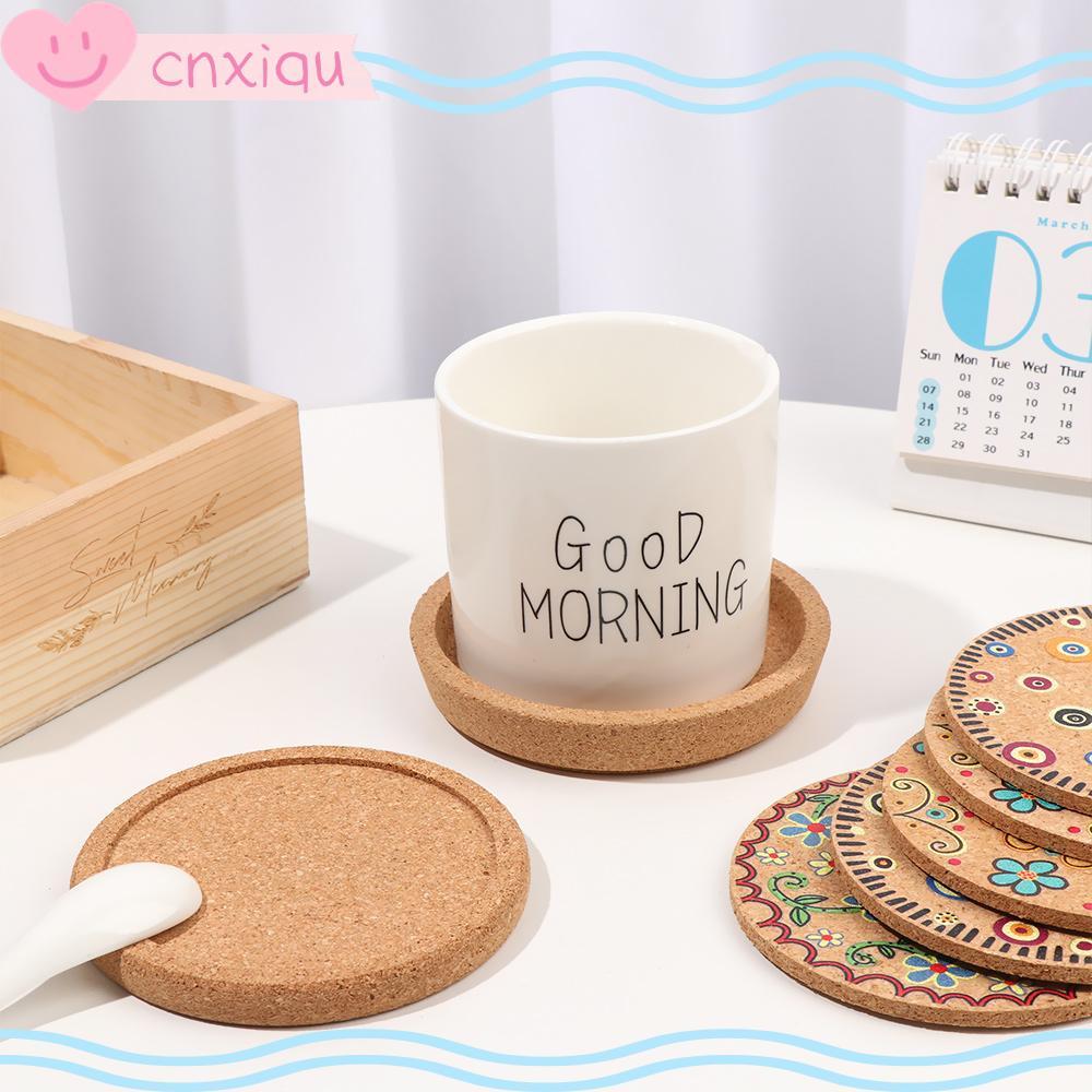 CNXIQU Cork Coasters ที่รองแก้วชาในครัวเรือนผู้ถือแก้วตกแต่งบนโต๊ะอาหารอุปกรณ์ครัวไม้ถ้วย Mat