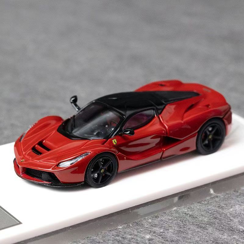 โมเดลรถ Street Buster 1: 64 LaFerrari LaFerrari LaFerrari F150 โมเดลรถโลหะผสม