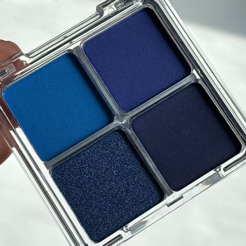 พาเลทอายแชโดว์4สีไคลน์สีฟ้าอายแชโดว์จานสีผ้ายีนส์เคลือบด้านโทนสีฟ้าสีน้ําเงินเข้มยุโรปและอเมริกาเวทีแต่งหน้ากันน้ําติดทนนาน ราคา ถูกที่สุด ดีลบีเคเค แกลเลอรีภาพที่ 2