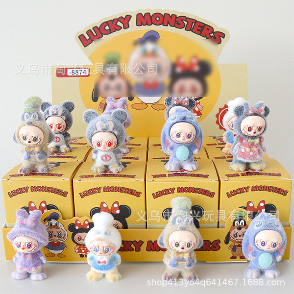 christmas gift gift set ของขวัญ Pop Mart Labubu ตุ๊กตา Mystery กล่องตุ๊กตาของเล่นน่ารักเม็ด Flocking รูปอินเทรนด์เล่นตุ๊กตา Influencer ขายร้อน
