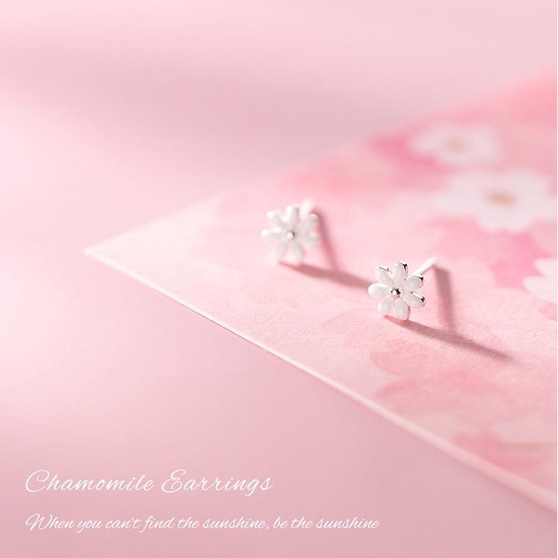 Chamomile Earrings ต่างหูเงินแท้ S925 [MERCELO]