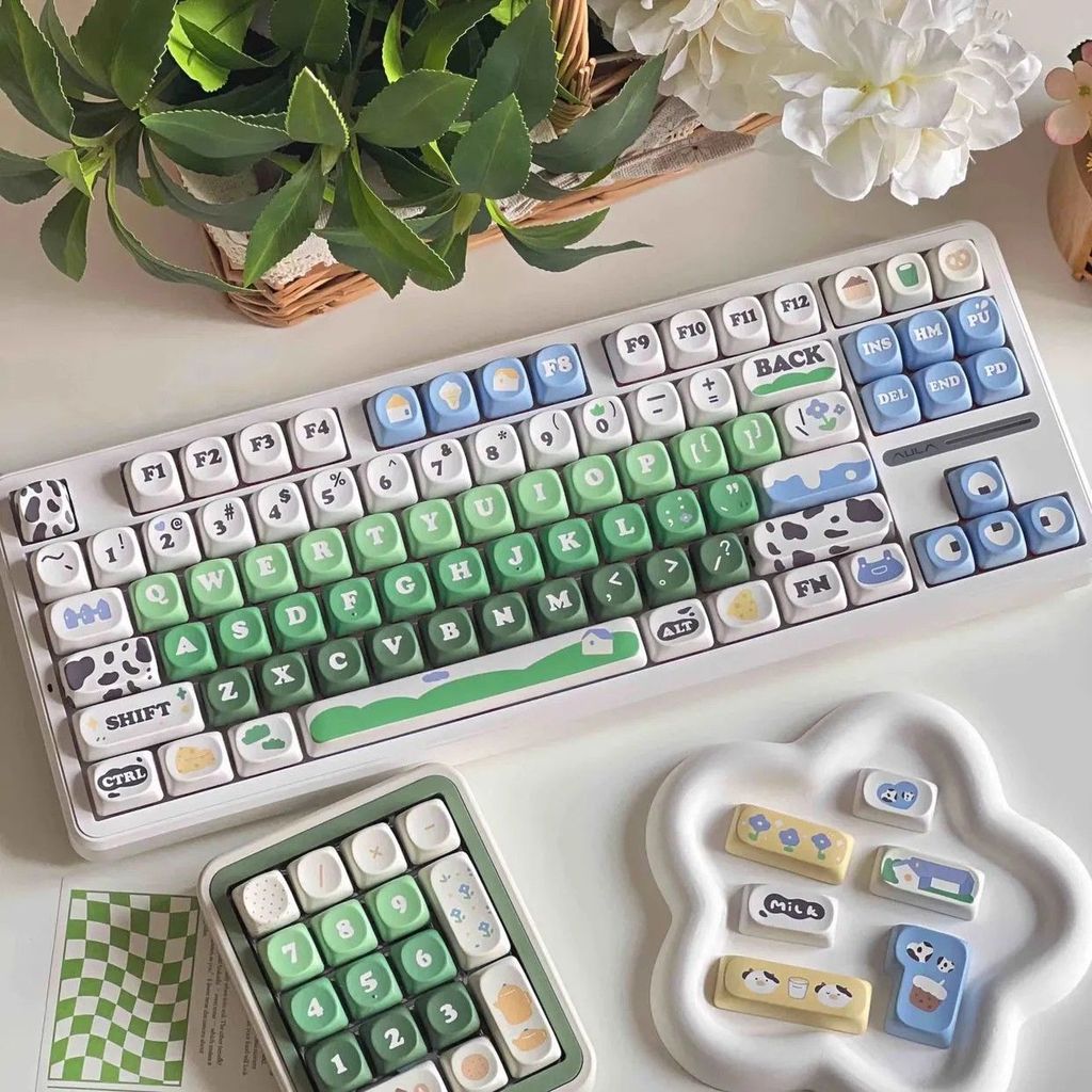 น่ารักนมวัวย้อมระเหิด PBT Keycaps MOA โปรไฟล์คีย์บอร์ด Keycaps สําหรับคีย์บอร์ดแบบกลไก