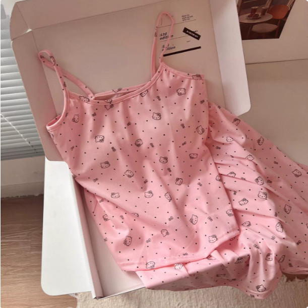 ชุดนอนแขนสั้น   เสื้อกล้ามและกางเกงขาสั้น พร้อมแผ่นรองบรา ลาย HT น่ารัก มีให้เลือก 2 สี   ชุดนอน   สะดวกสบาย