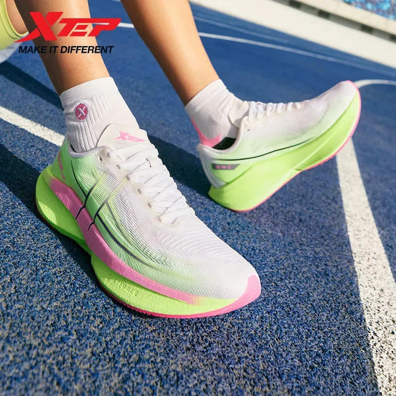 Xtep 360X 2.0 รองเท้าวิ่งผู้หญิง ดีไซน์ฤดูร้อน สบายและคงทน น้ำหนักเบา เหมาะสำหรับวิ่งมาราธอน