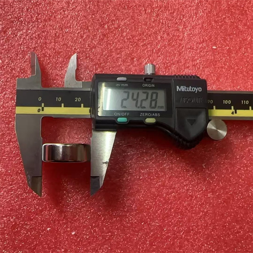1ชิ้น แม่เหล็ก นีโอไดเมียม 25x10รู6มิล Neodymium Magnet รูปที่ 3