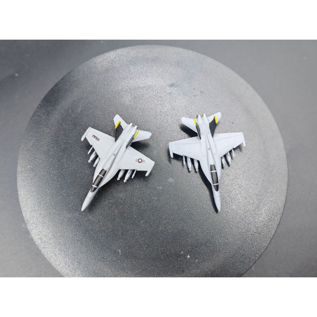 EA-18G Roarer นักสู้อิเล็กทรอนิกส์ 2