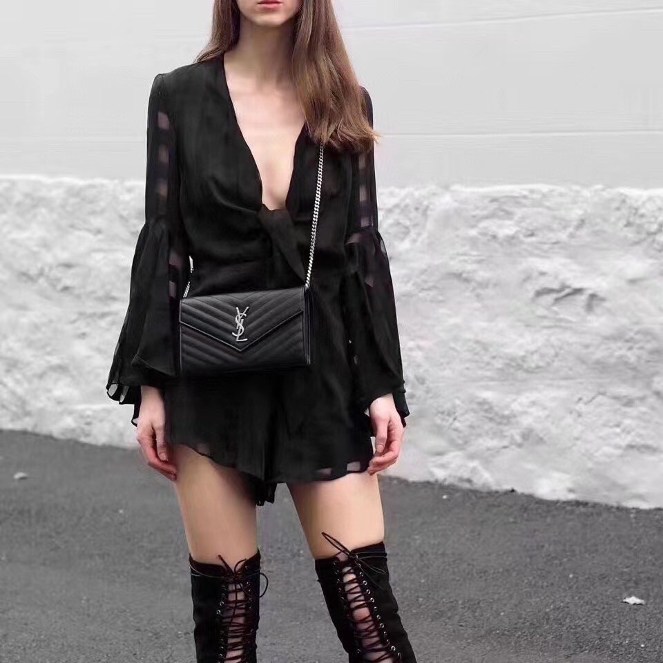 หัวเข็มขัดเงิน ขนาด 24x14 มม. ออกแบบสำหรับกระเป๋าหนังสไตล์ Ball Grain