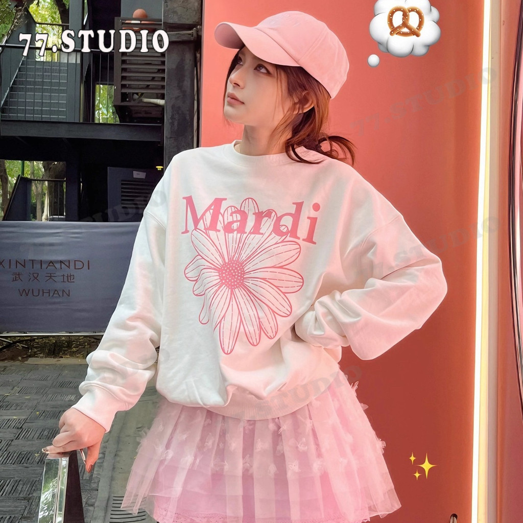 COD (กรุงเทพจัดส่งสินค้า)เสื้อ Mardi แขนยาว  เสื้อสเวตเชิ้ตคอกลมแขนยาวพิมพ์ลายดอกไม้สำหรับผู้ชายและผู้หญิง ทรงหลวม