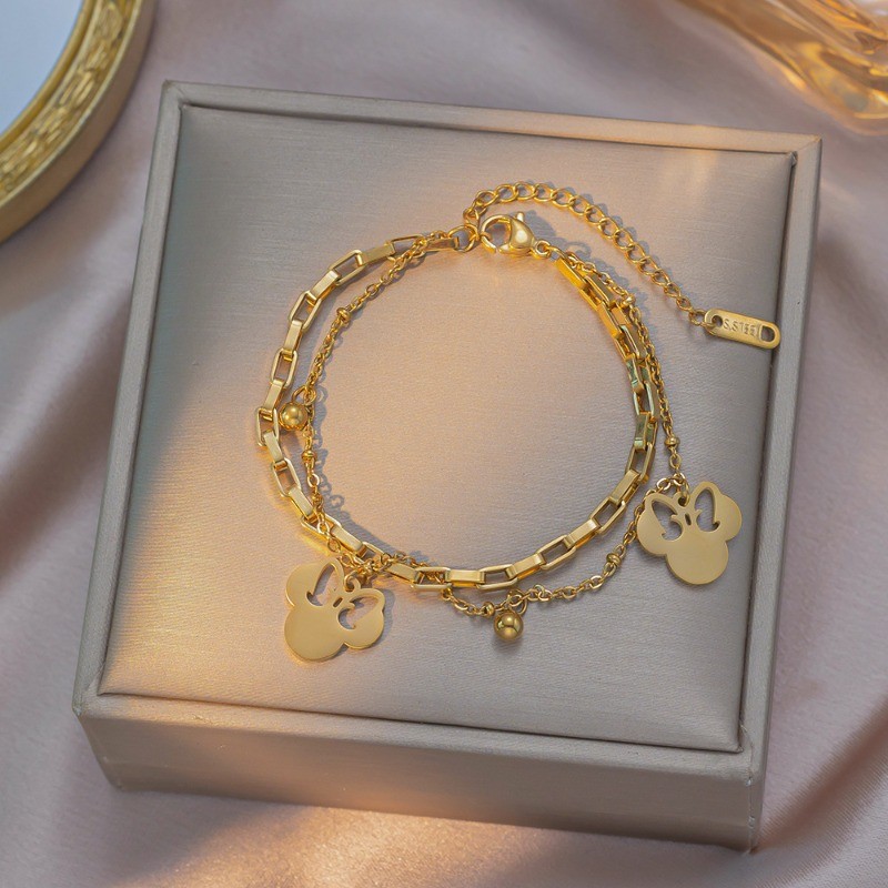 สร้อยข้อมือเหล็กไทเทเนียมลายโบว์ Mickey Mouse พร้อมคู่จี้ เครื่องประดับหรูหราสำหรับผู้หญิง ของขวัญวันเกิด