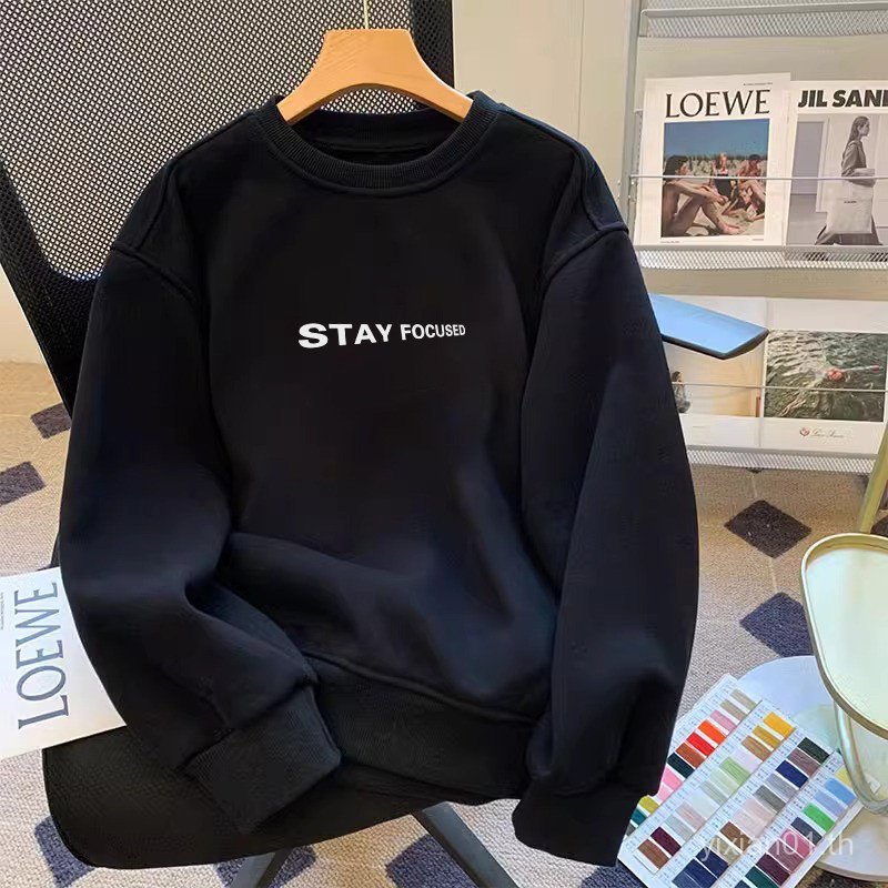 เสื้อยืดคอด้านผู้ชาย พร้อมกางเกงในซับขนแกะ เครื่องแต่งกายสไตล์อินสตรีทและแจ็กเก็ตไซส์ใหญ่ แบบแฟชั่นล