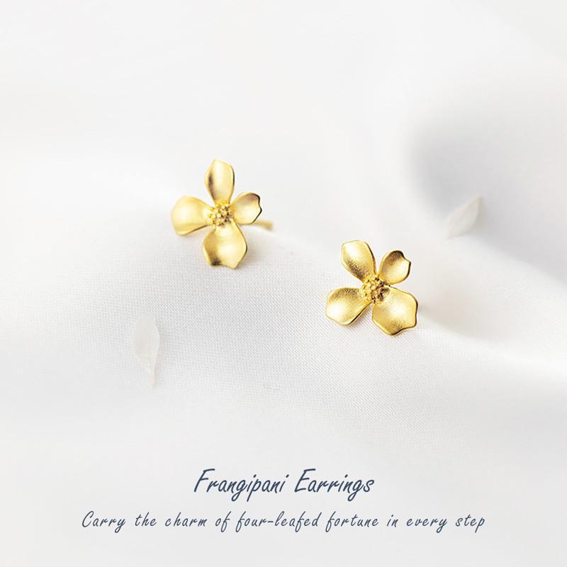 Frangipani Earrings ต่างหูเงินแท้ S925 [MERCELO]