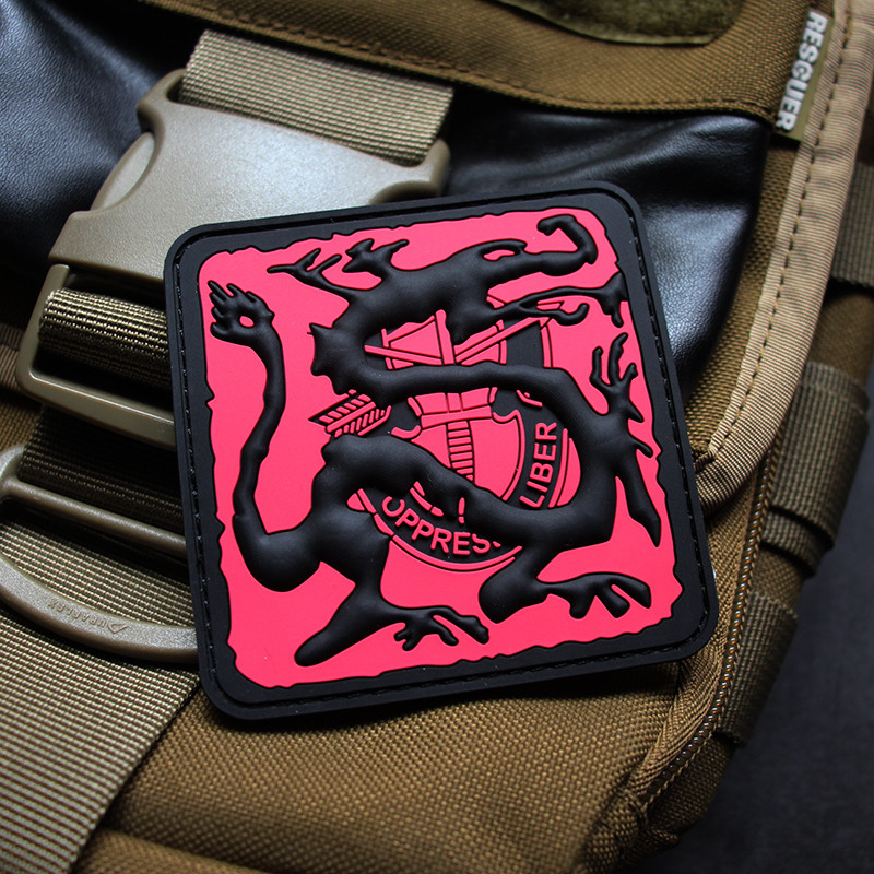 Ronin PVC อาร์มแบรนด์.dragon ออกแบบVelcro สำหรับเสื้อแจ๊คเก็ตและกระเป๋า