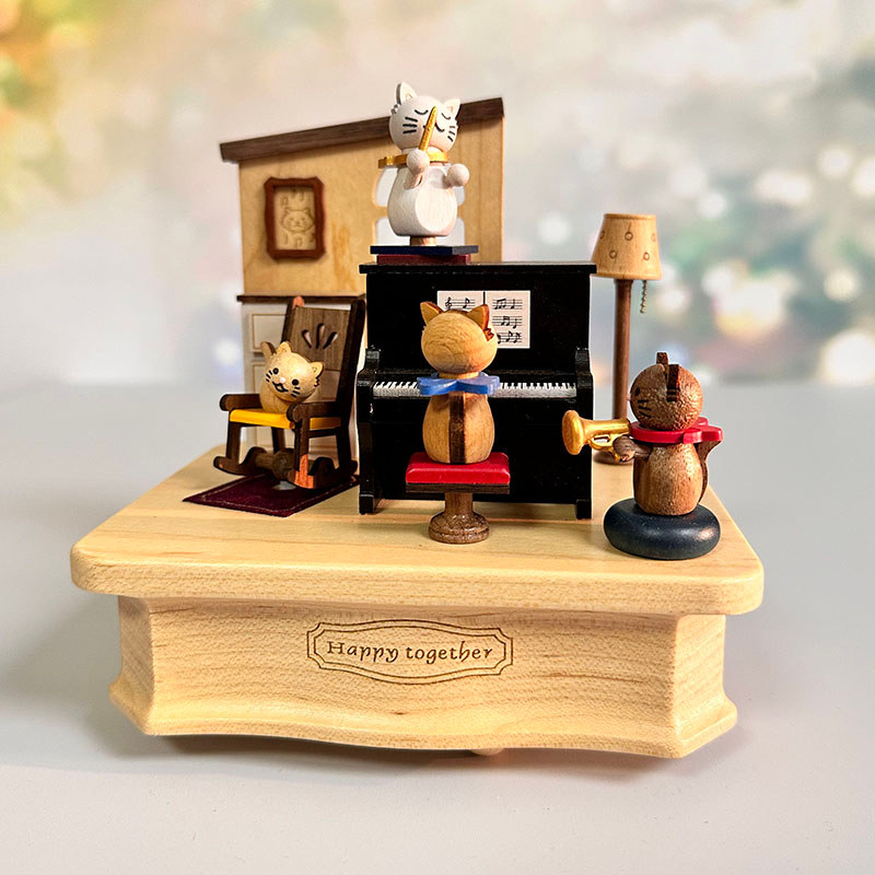 กล่องดนตรีไม้เนื้อแข็งแมวเปียโนสาวของขวัญวันเกิดกล่องดนตรีสร้างสรรค์ของขวัญสําหรับเพื่อนร่วมชั้น