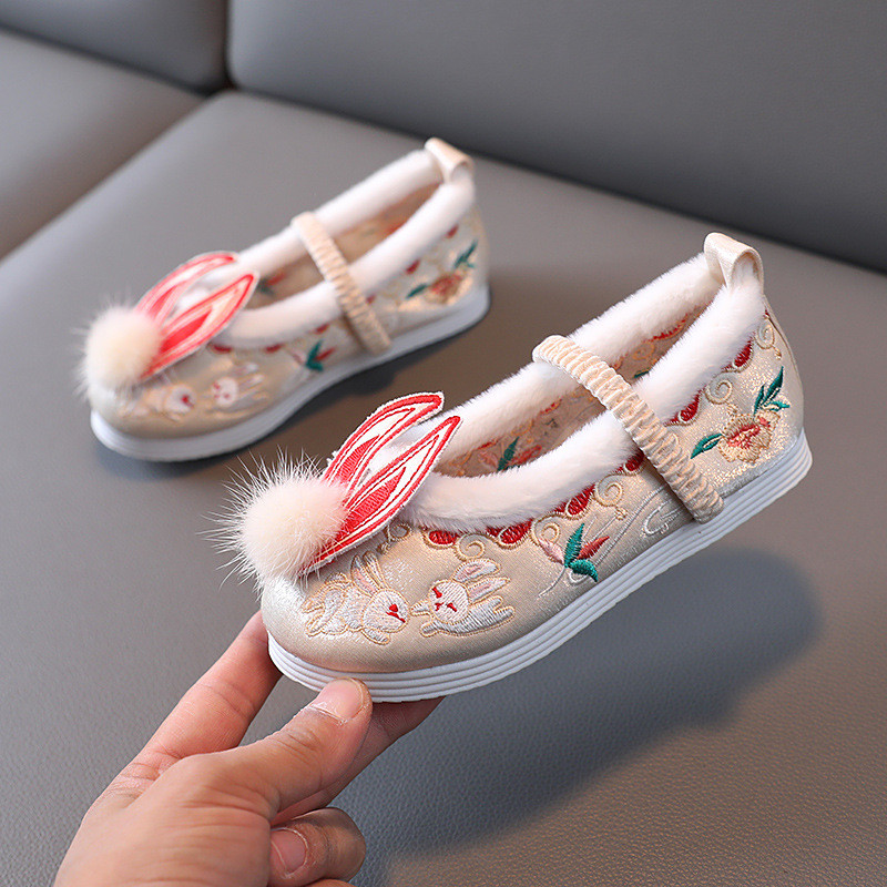 รองเท้ากระต่ายน่ารักสำหรับเด็ก ทำจากผ้าฝ้าย มีดีไซน์ปักพิเศษ เหมาะสำหรับฤดูหนาว - รูปที่ 4