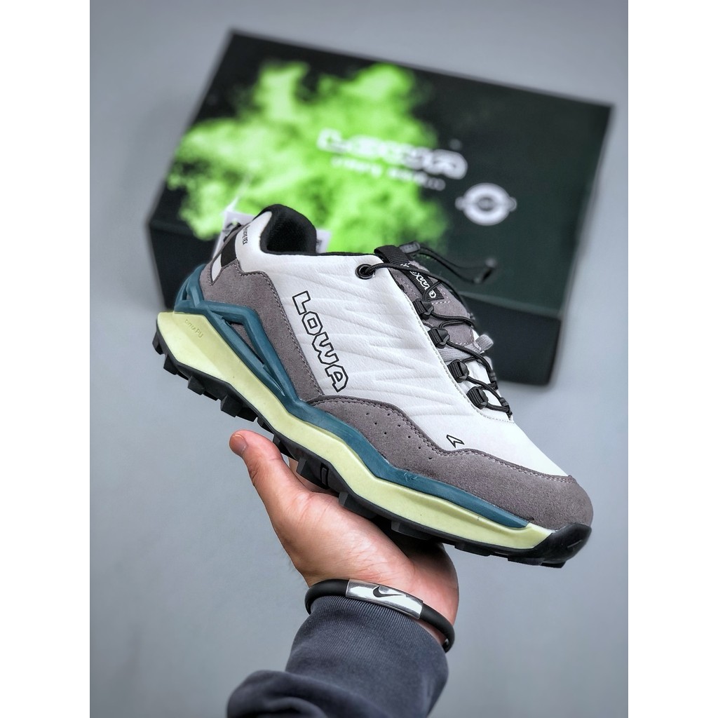 LOWA Wanderer 2.0 รองเท้าเดินป่าผู้ชาย น้ำหนักเบาทรงตัวได้ดี มีเทคโนโลยีกันน้ำ GTX เหมาะสำหรับการใช้