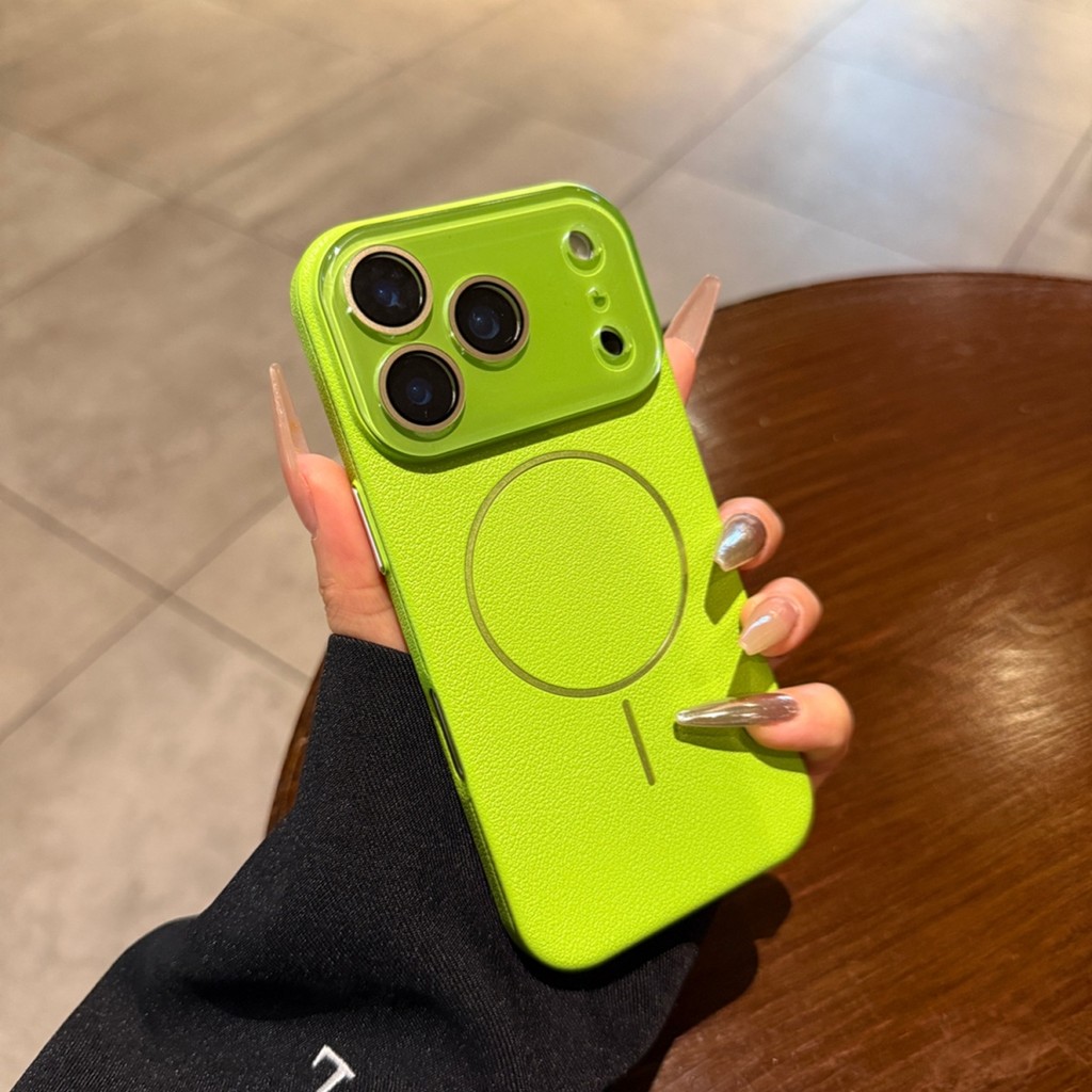 ใหม่ปลอกเลนส์คริสตัลลิ้นจี่ผิวเนื้อกันกระแทกพีซีแม่เหล็ก Hard Case สําหรับ iPhone 17 16 15 14 13 12 pro max air plus กรณีเรืองแสงสีเขียว