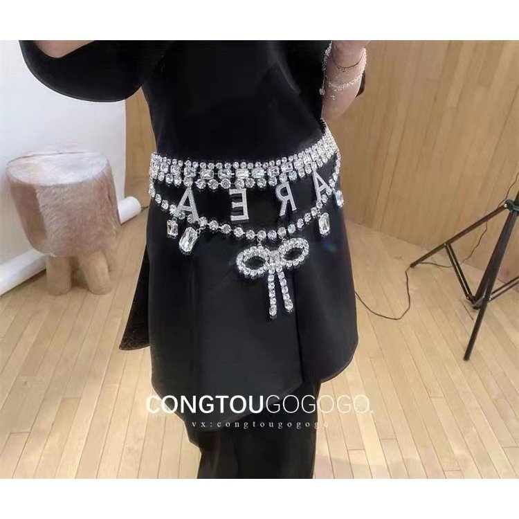 สร้อยคอตัวอักษร Clavicle Chain เพชรเทียม สไตล์อินฟลูเอนเซอร์ ยาว แฟชั่นยุโรป-อเมริกันYO4W