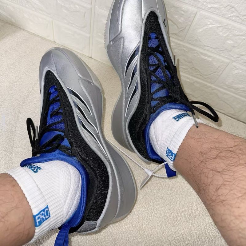 รองเท้าบาสเก็ตบอล Adidas Dame 9 ทนทานต่อการสึกหรอ พร้อมเทคโนโลยีป้องกันลื่นไถล JH6633