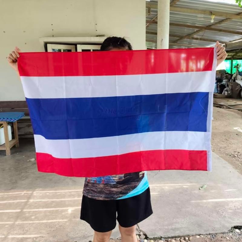 【จัดส่งจากประเทศไทย】ธงชาติไทย เนื้อผ้าคุณภาพดี สีสด สีเข้ม คมชัด ไม่ซีด ขนาดมาตรฐาน 60x90 ซม./90x150 ซม.(ราคา/1ผืน) - รูปที่ 2
