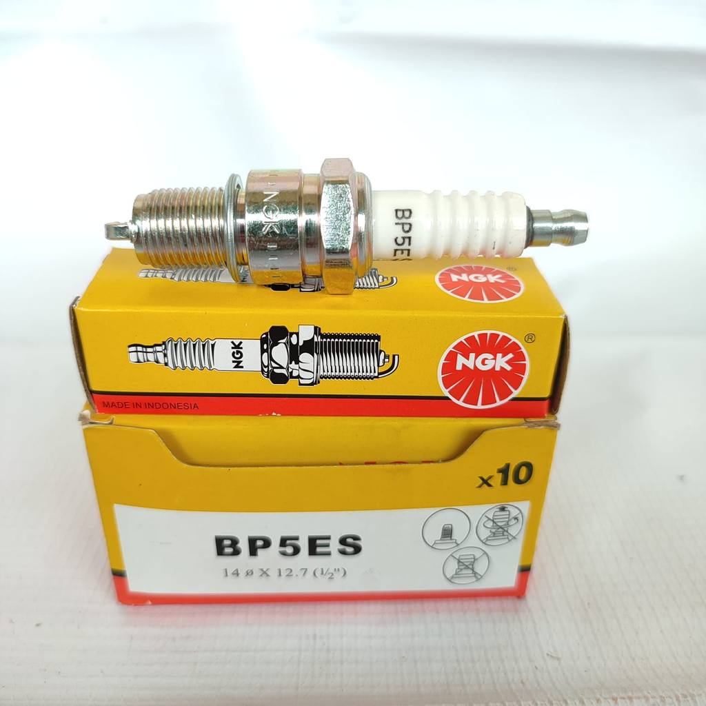 (PACKAGE 10) NGK BP5ES SPARK PLUG (2ภาษี Satria-R Ninja-R Toyota Kijang Suzuki SS Car)