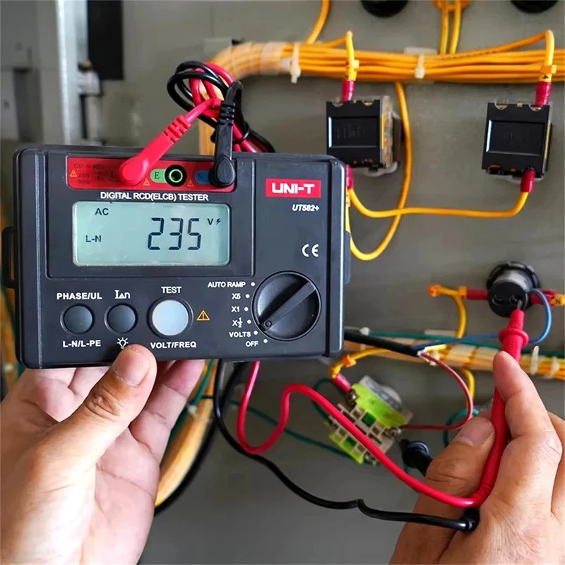 UNI-T ดิจิตอล RCD ELCB เครื่องทดสอบอัตโนมัติ RAMP ไฟฟ้า Circuit Breaker Finder Professional ป้องกันก