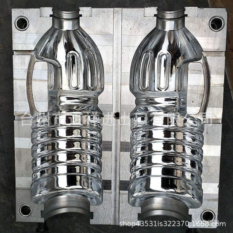 Huangyan PET Bottle Blower Mold 15L Disposable Bucket Mold 10L20L Oil Pot Mold Manufacturing การประก
